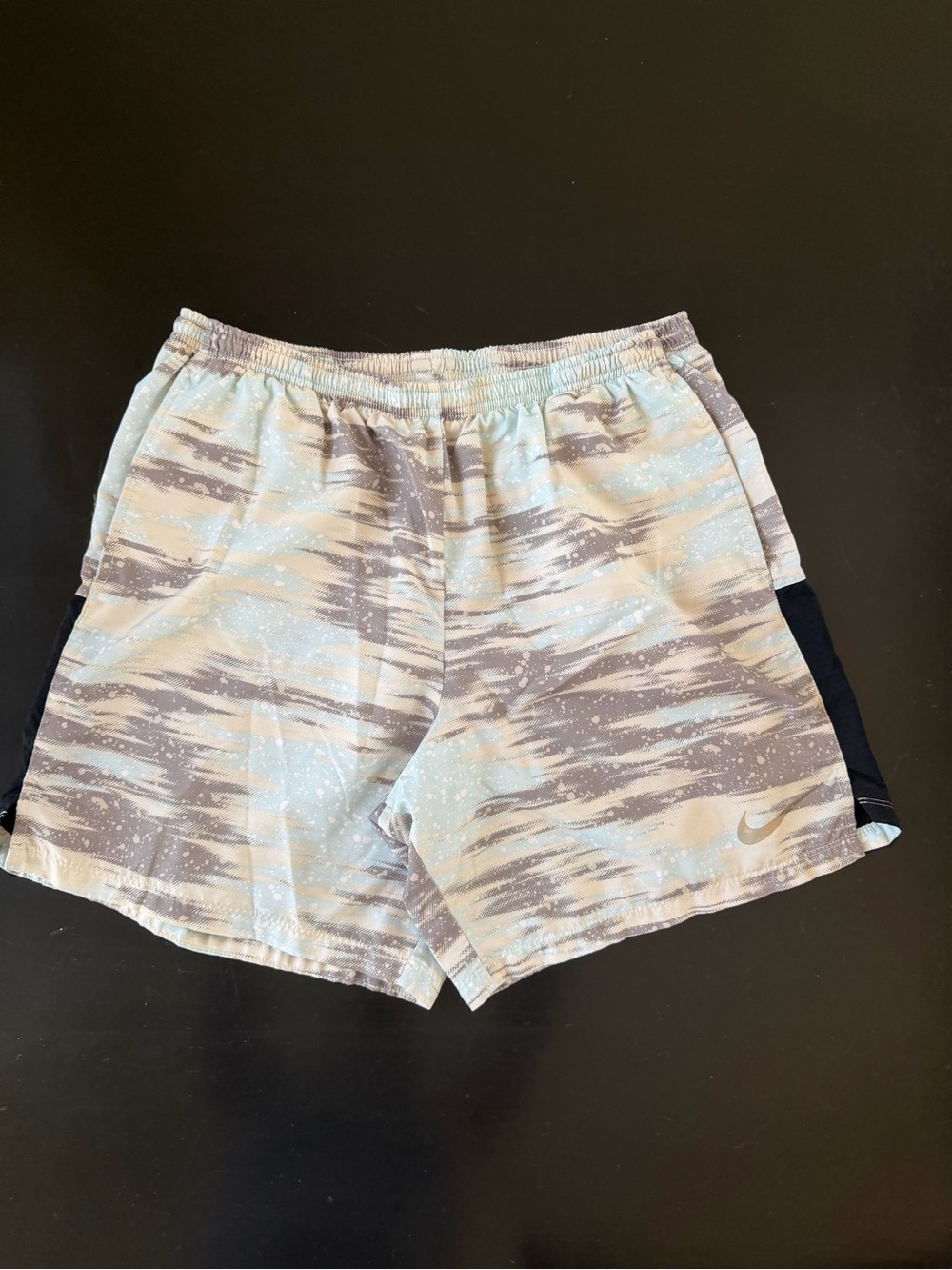 Nike Men’s Light Blue & Gray Patterned Athletic Shorts